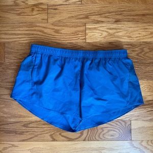 Oiselle Distance Shorts - size 10